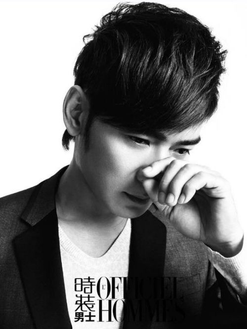 《时装男士》杂志