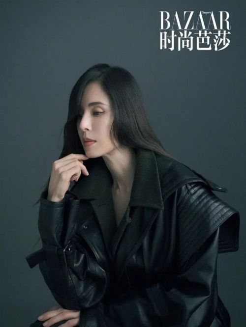 《时尚芭莎》杂志