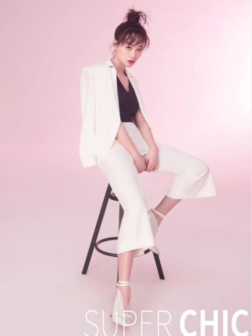 《superchic》杂志