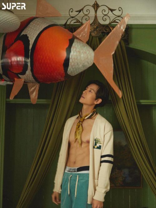 《SUPER世界青年》杂志