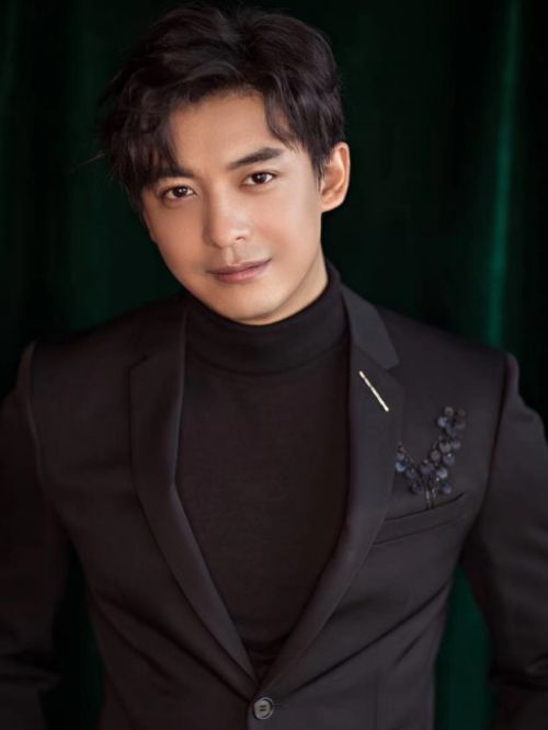 李佳航代言费,明星代言费,李佳航广告代言,李佳航明星代言,李佳航形象代言13466609726,咨询明星代言费用,李佳航广告形象代言价格,明星肖像代言多少钱请联系万事成传媒。