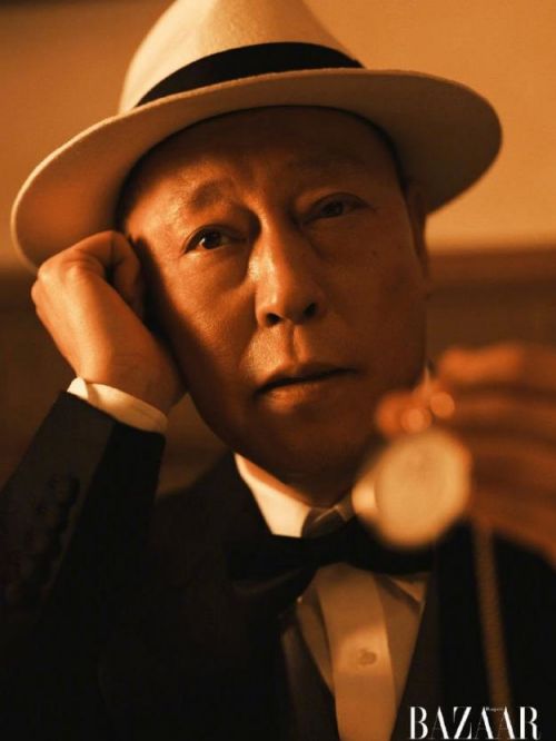 《时尚芭莎》杂志