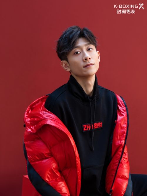 劲霸男装代言